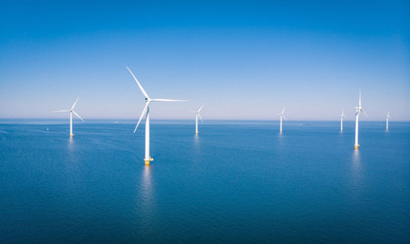 Globální / Celosvětový instalace větrné energie se blíží 600 GW
